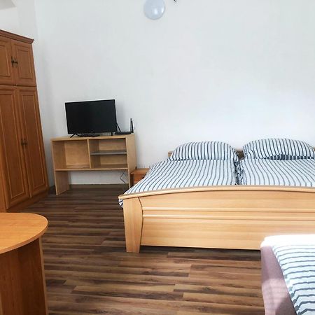 Levne Ubytovani Usti Nad Labem Bagian luar foto